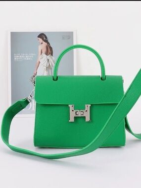 ShopEvelynne Vibrant Green Crossbody Bag